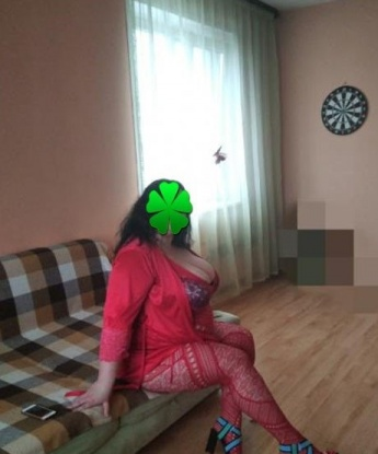 Оля